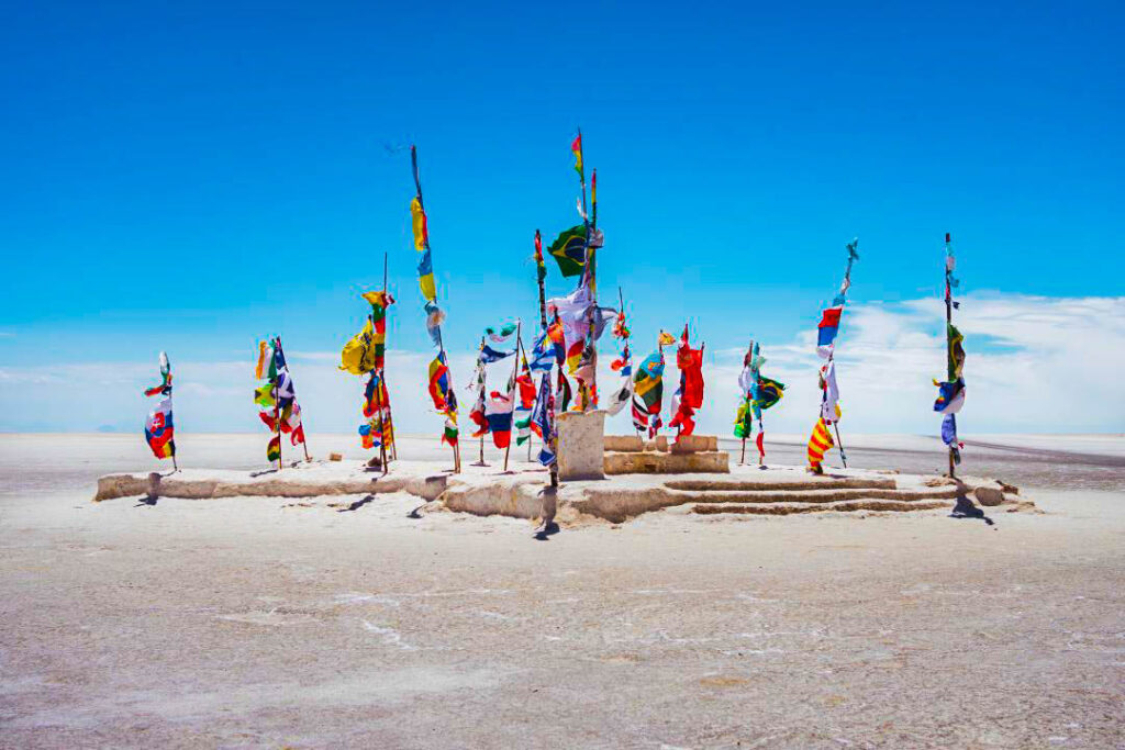 
Salar de Uyuni, Bolivia salt flats, Uyuni, Uyuni salt flats, Bolivian salt flats, world’s largest salt flat, mirror effect, reflection, dry season, wet season, Incahuasi Island, cacti island, salt desert, perspective photography, surreal landscapes, Bolivian travel, adventure travel, stargazing, lithium reserves, solar power, high altitude, altiplano, Eduardo Avaroa park, flamingos, geysers, hot springs, colored lagoons, Salvador Dalí desert, Andean mountains, jeep tour, sunrise, sunset, sky reflection, travel Bolivia,

 Uyuni tours, Uyuni airport, La Paz to Uyuni, Uyuni train cemetery, photography tour, natural wonder, unique landscapes, Andean wildlife, Bolivia tourism, 4x4 tour, mirror landscapes, road trip Bolivia, Potosí, Colchani village, salt hotel, remote locations, bucket list, travel photography, off-the-beaten-path, magical places, South American wonders, nature tourism, Salar de Uyuni facts,

 day trip from Uyuni, best time to visit Uyuni, satellite calibration, ancient coral islands, untouched beauty, tourist attraction, salt extraction, environmental marvel, vast salt plains, desert landscape, otherworldly views, trekking in Bolivia, Uyuni weather, budget travel Bolivia, famous landmarks Bolivia, must-see Bolivia, eco-tourism, natural photography Bolivia, travel influencer Bolivia,

 otherworldly photography, reflection shots, crystal-clear skies, natural formations, Eduardo Avaroa reserve, Bolivia’s unique geography, spectacular natural sites, world wonders, tourist hotspots Bolivia, luxury Bolivia tours, extreme environment Bolivia, Uyuni stargazing tours, salar reflections, flora and fauna Uyuni, Uyuni sunset tours, Bolivian culture, desert photography, remote adventures, Bolivia’s salt wonders, hidden gems Bolivia, Bolivian Andes tours